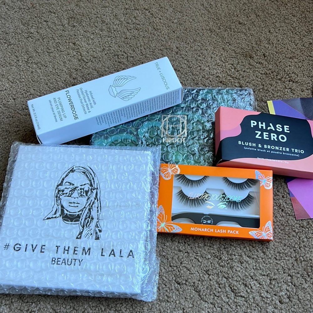 Makeup bundle! NWT.
